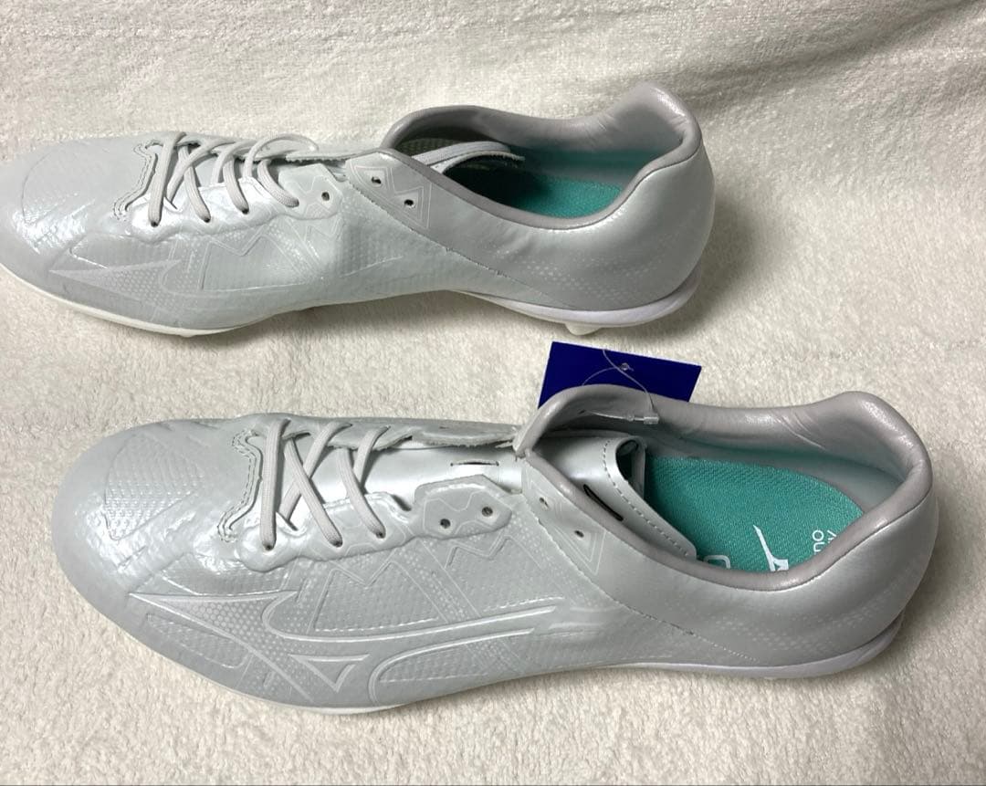 新品　タグ付き　ミズノ　ライトレボエリート2 スパイクシューズ　28cm