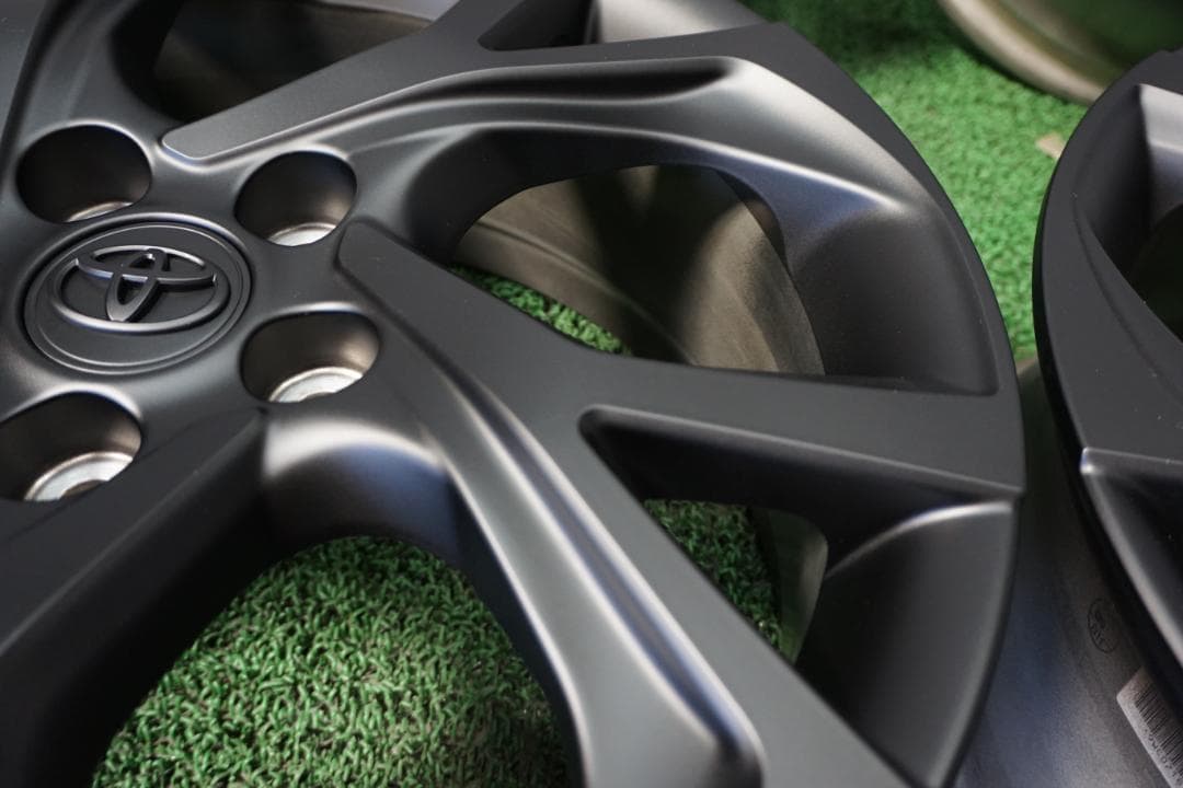 C-HR　純正　カスタムブラックエディション　エスティマ　プリウス　スタッドレス