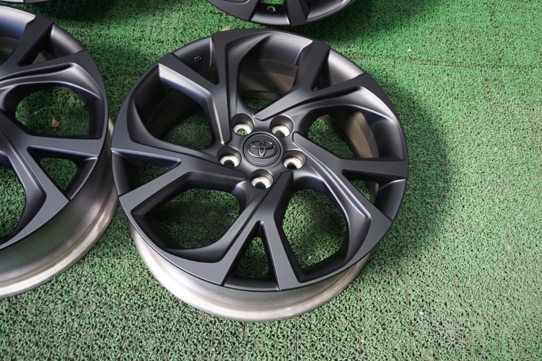 C-HR　純正　カスタムブラックエディション　エスティマ　プリウス　スタッドレス