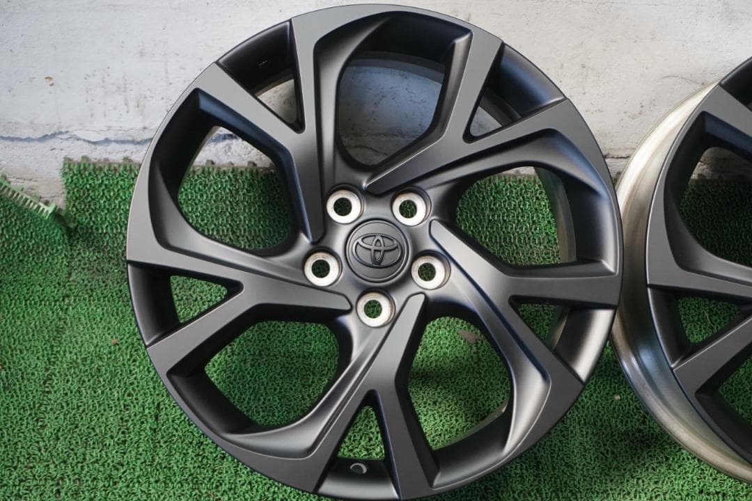 C-HR　純正　カスタムブラックエディション　エスティマ　プリウス　スタッドレス