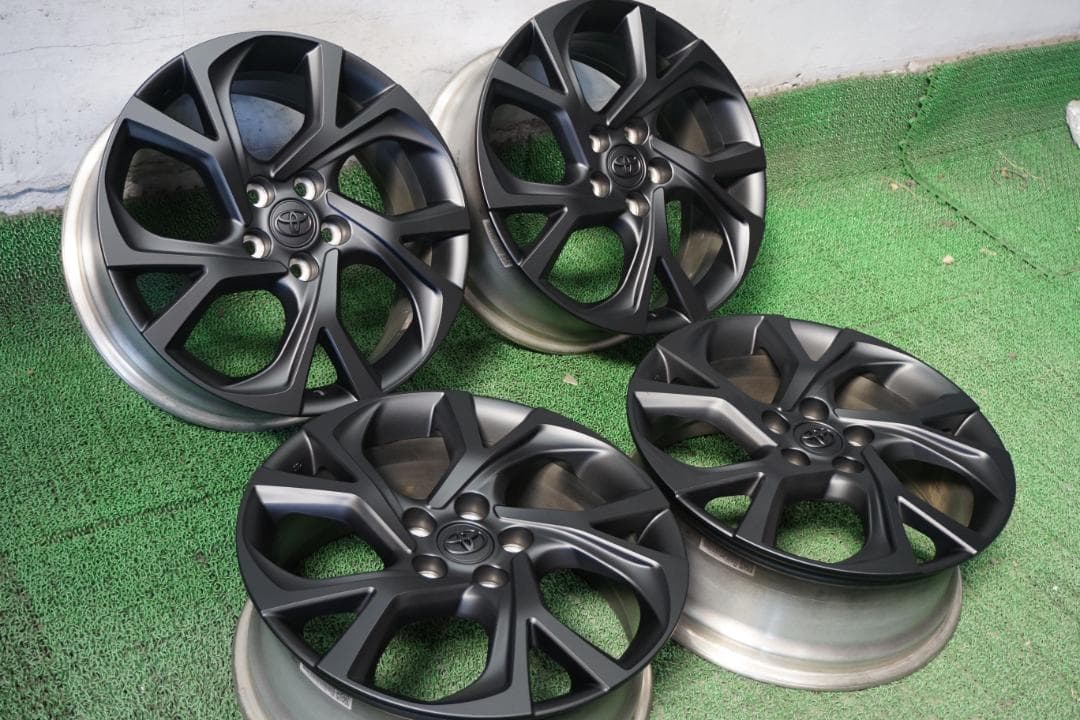 C-HR　純正　カスタムブラックエディション　エスティマ　プリウス　スタッドレス