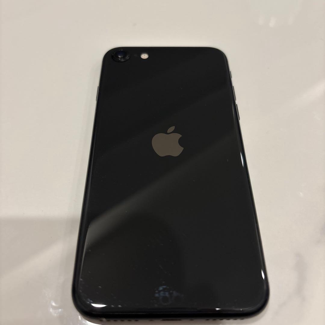 iPhone SE（第2世代）ブラック 64GB