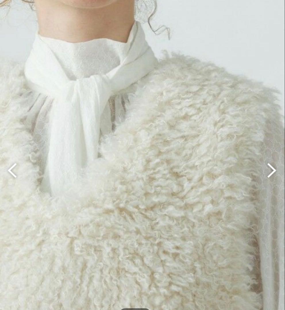 新品　TOMORROWLAND / Ballseyプードルファー Vネックベスト