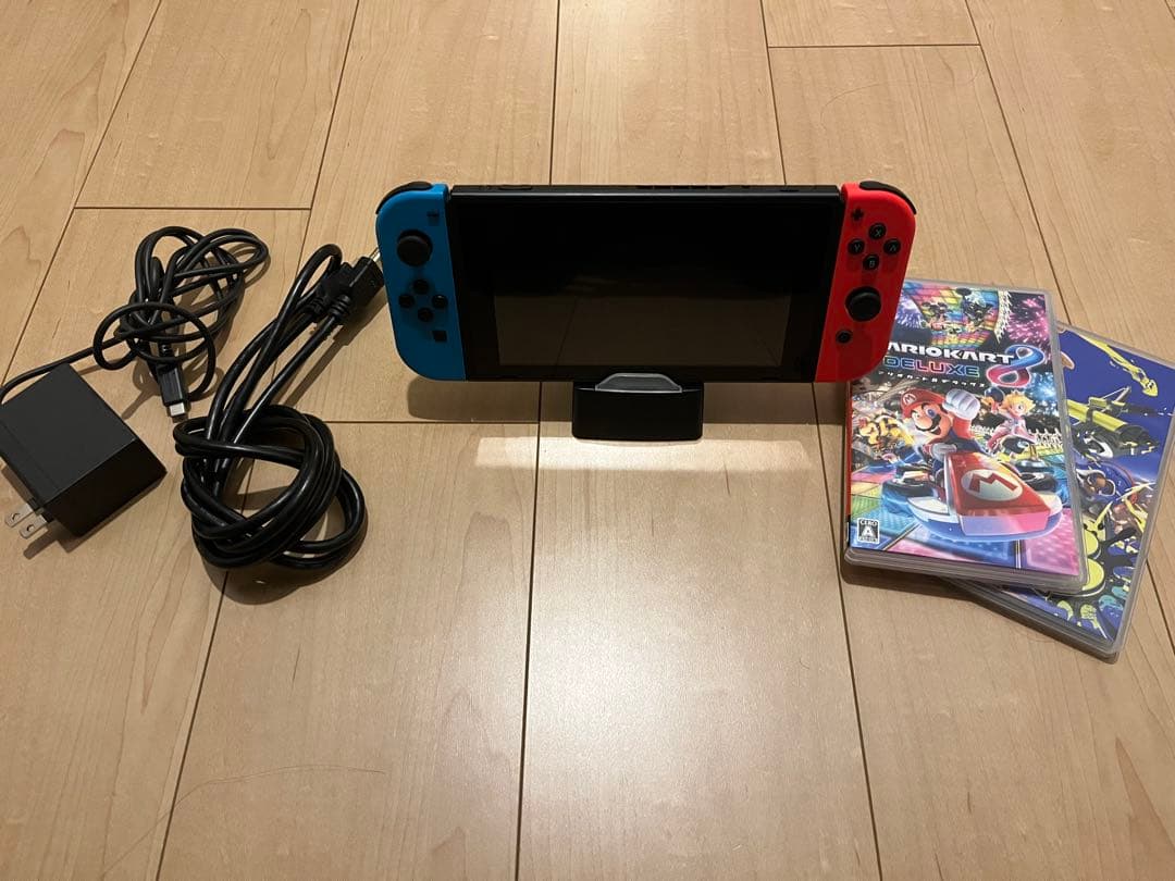 Nintendo Switch（マリオカート8、スプラトゥーン3カセット付き）