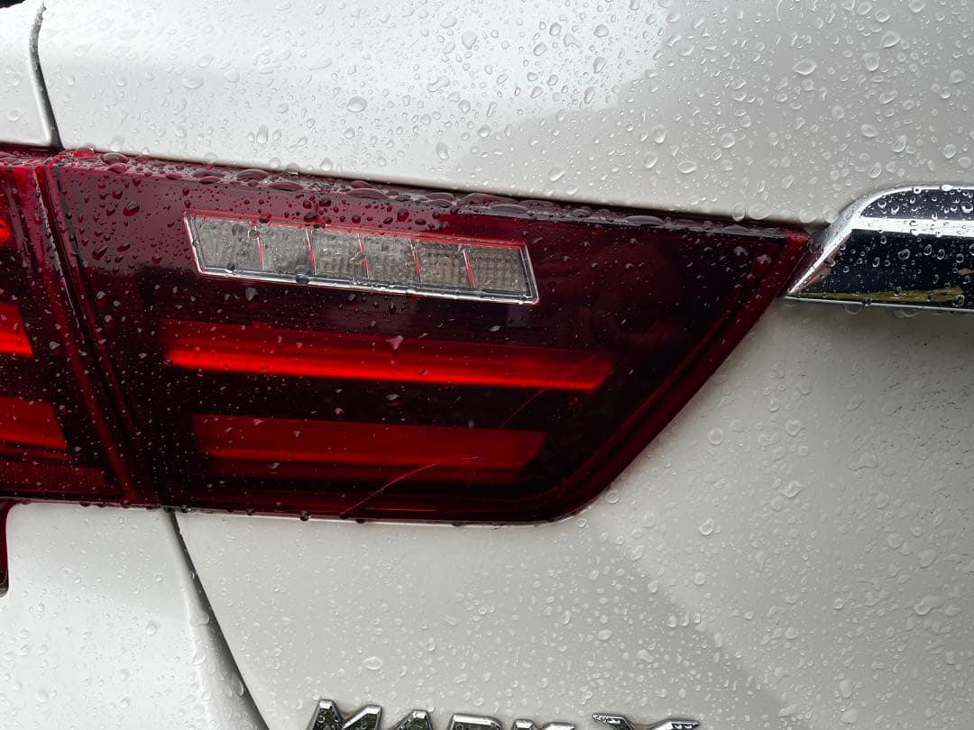 ヒビあり　マークx 中期　社外テールライト　左右セット