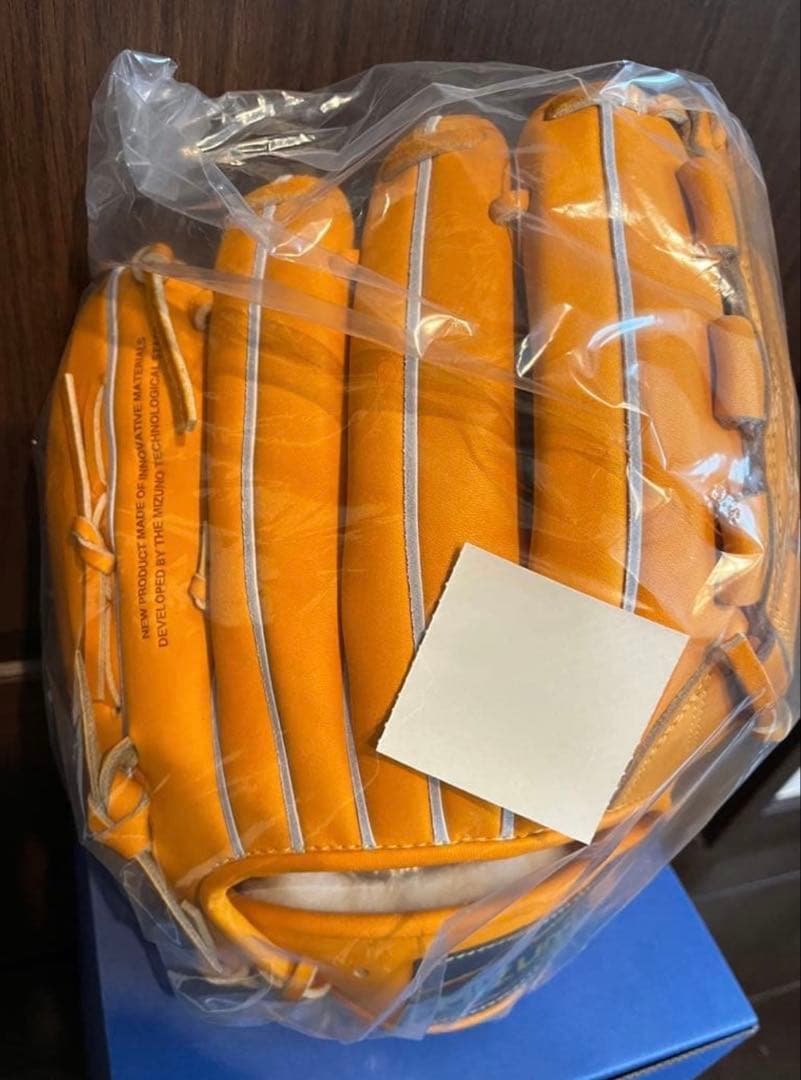 硬式用ワールドウィン復刻版 赤カップ 山田久志モデル新品未使用タグ付