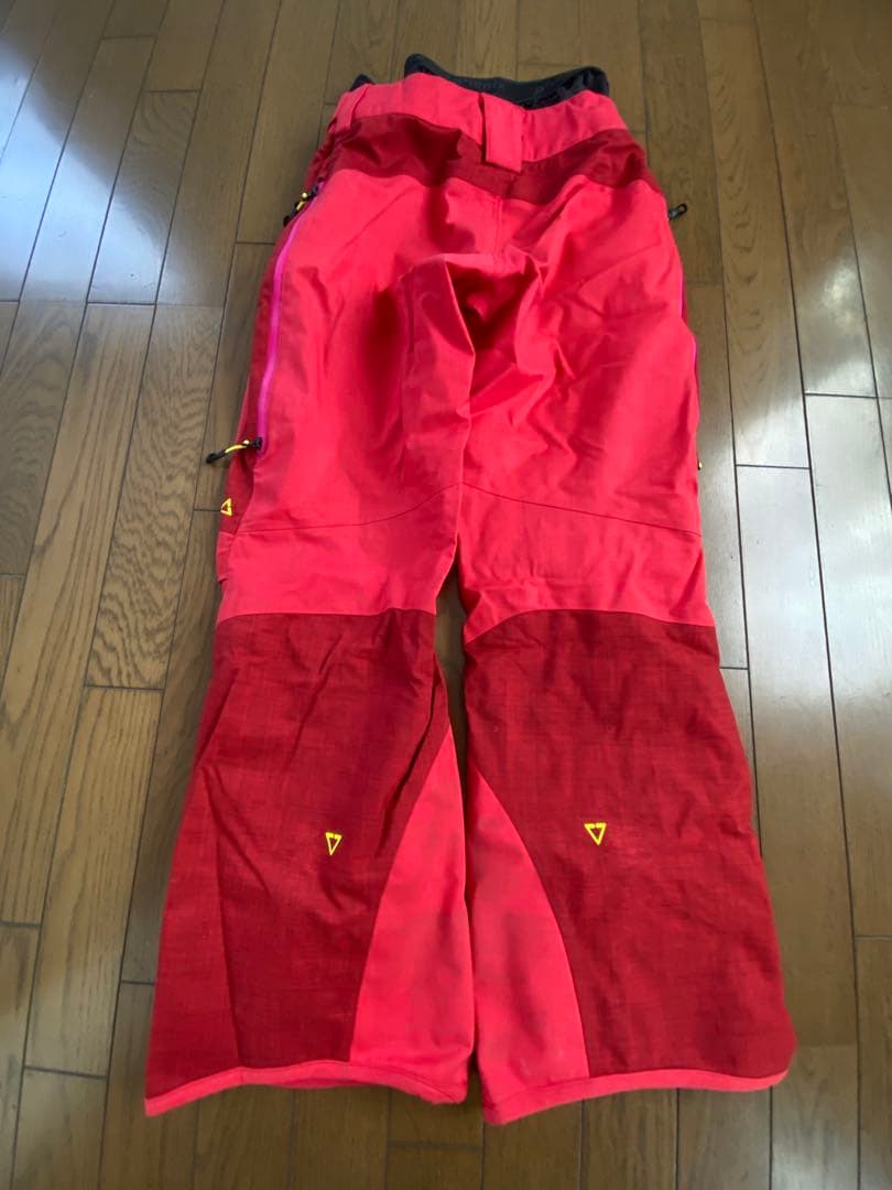 11月まで★送料込★ phenix スキーウェア上下セット　ピンク