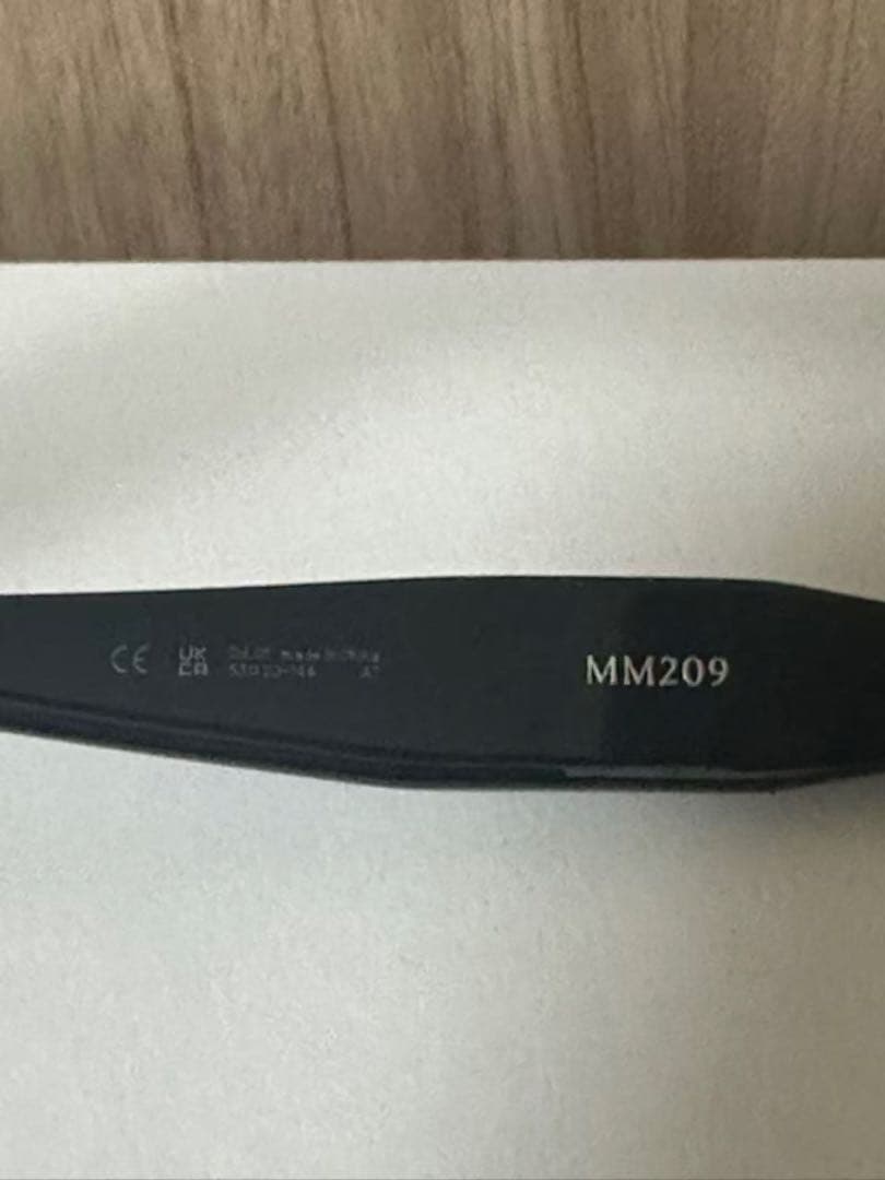 ジェントルモンスター　GENTLE MONSTER MM209 黒色