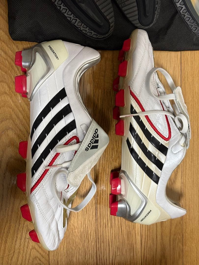 希少 adidas プレデター パワースワーブ FG スパイク