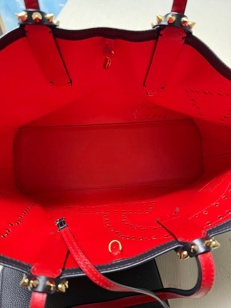 Christian Louboutin スタッズトートバッグ