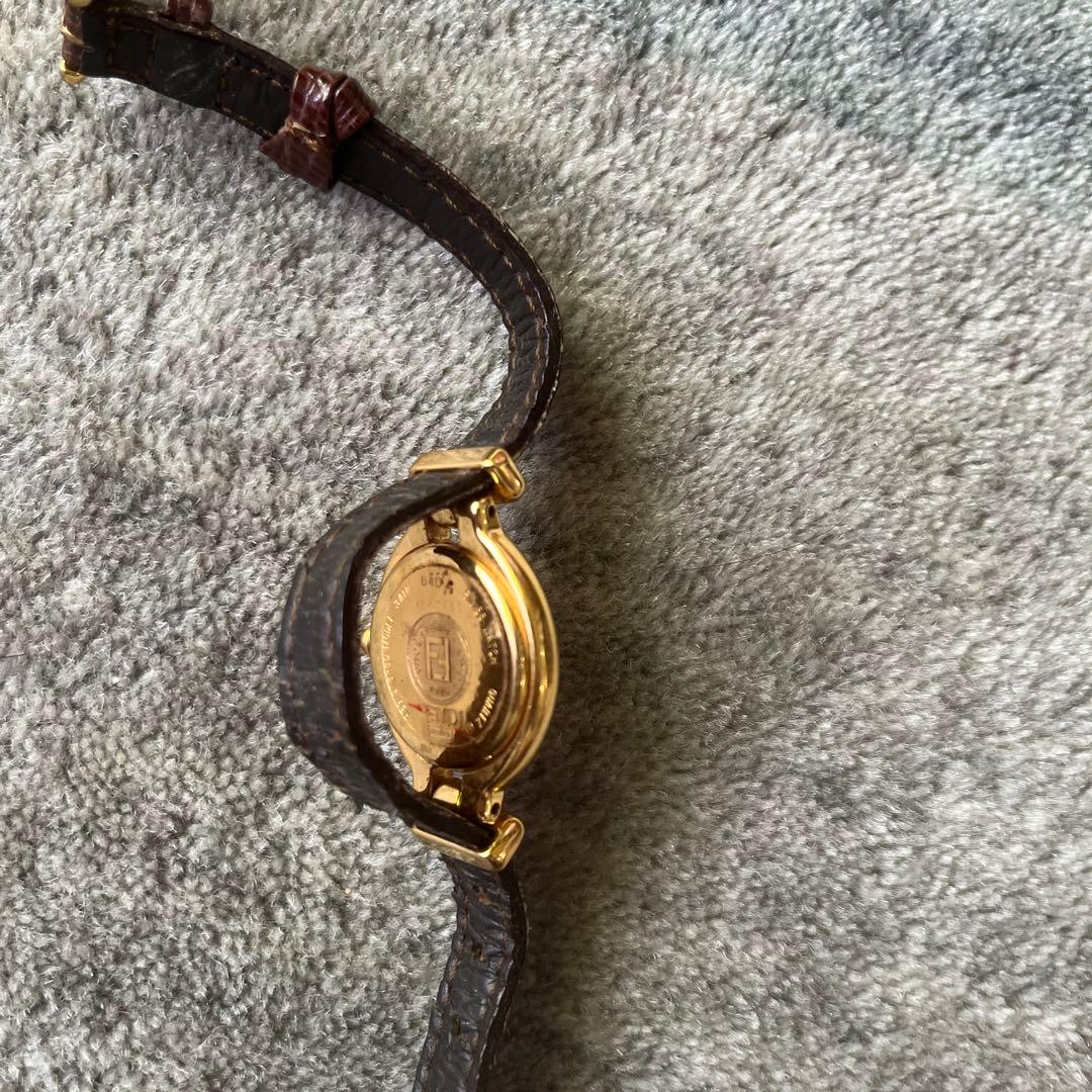 FENDIフェンディ腕時計茶ベルトのみ付属品なし電池交換済み
