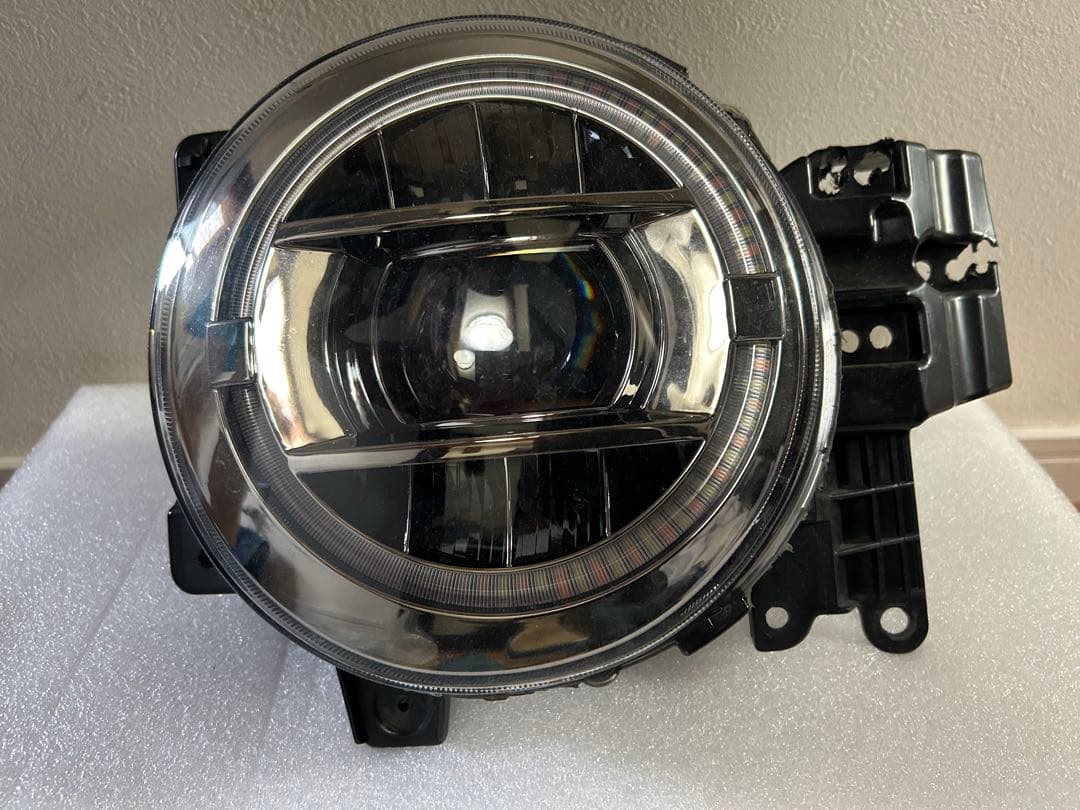 【ジャンク品】FJクルーザー ヘッドライト