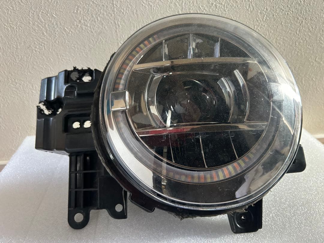 【ジャンク品】FJクルーザー ヘッドライト