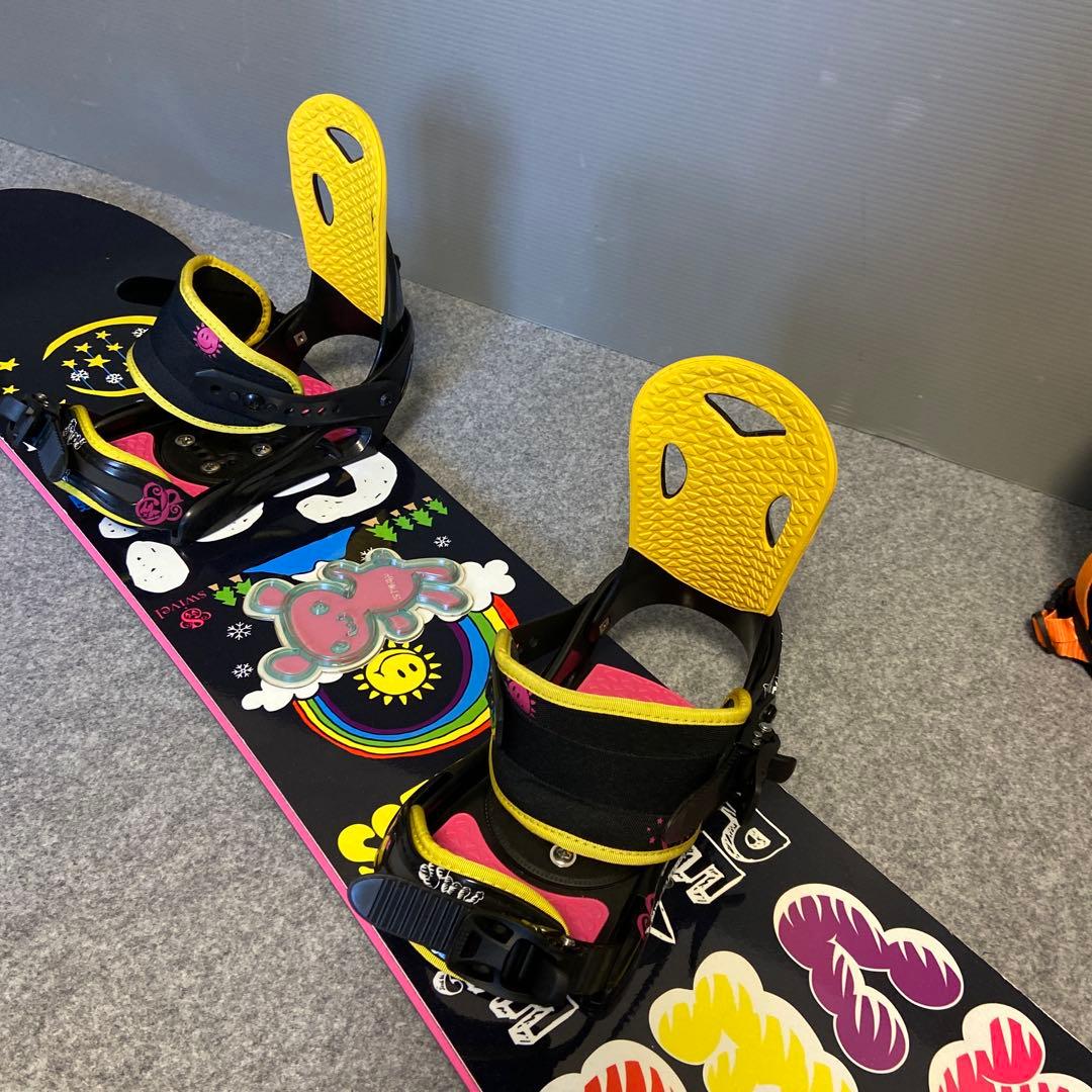 ★子供・初心者向けスノーボード　ヘルメットセット　板swivel 133cm