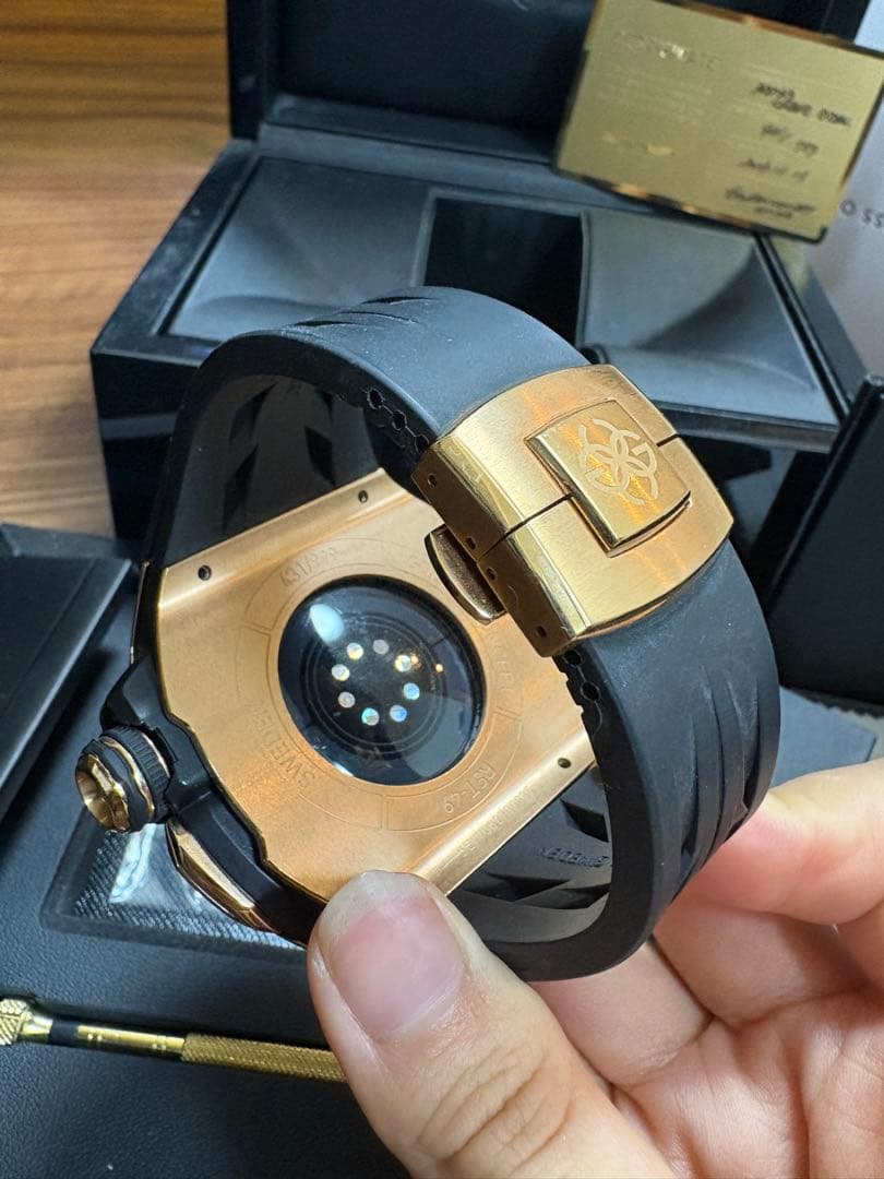 時計 GOLDEN CONCEPT ultra RST49mm