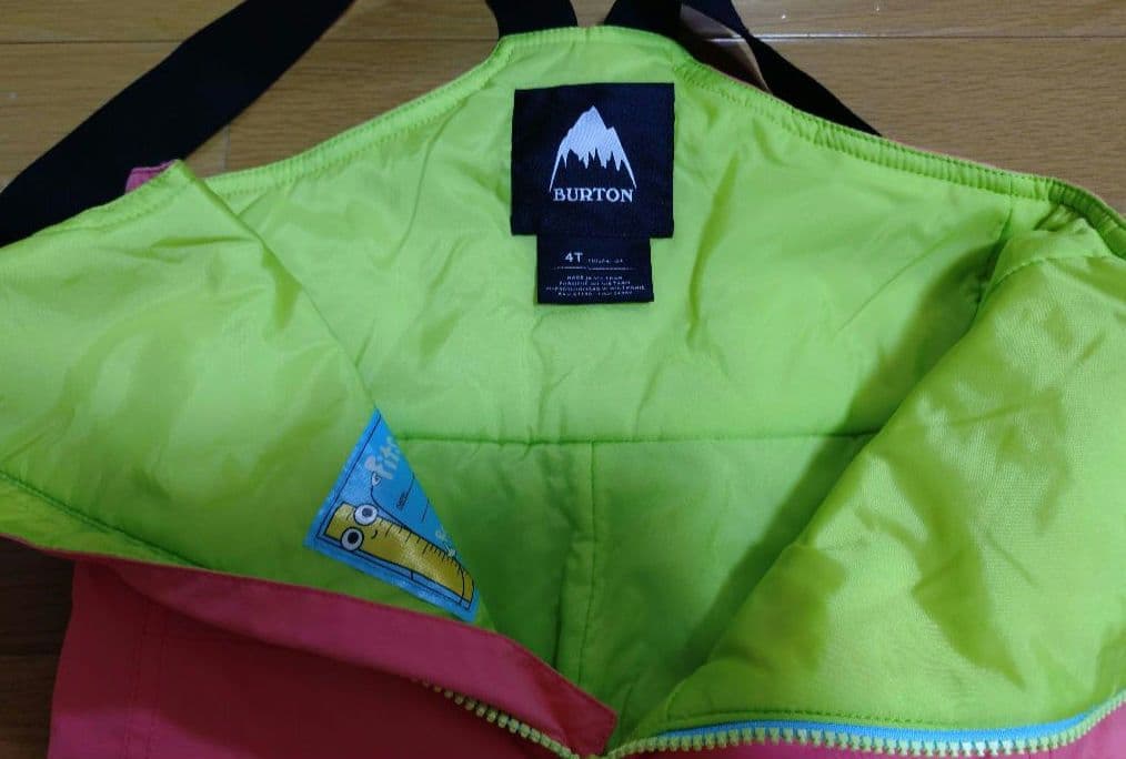 BURTON　子ども用スノーボードウェア　上下セット110cm、120cmピンク