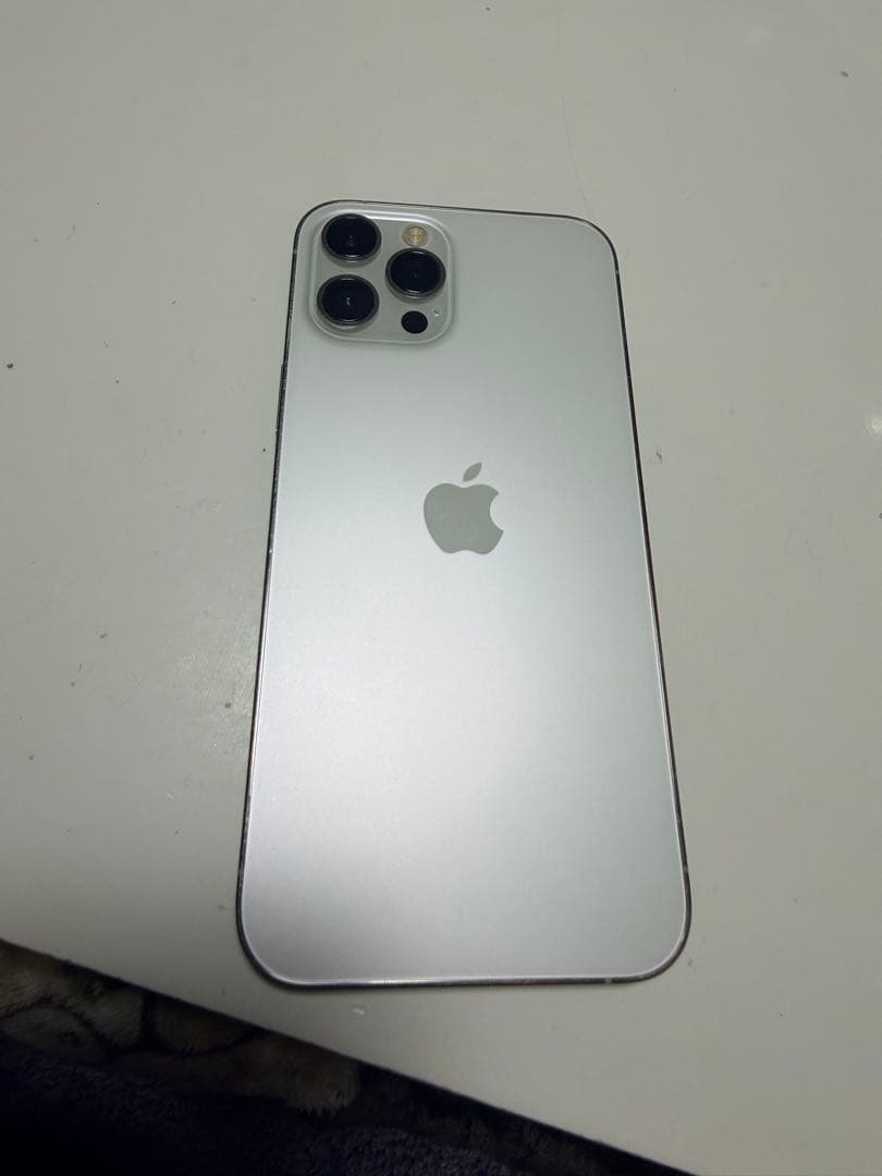 iPhone12 Pro Max 128GB シルバー