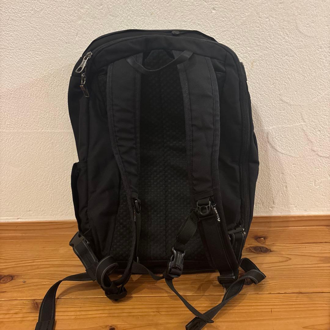 【防犯機能◎】pacsafe Vibe 28 コーデュラ リュック バックパック