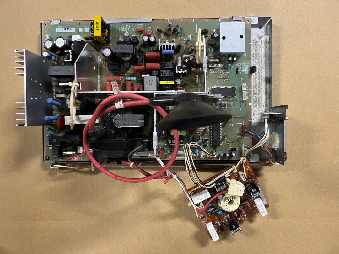 ナナオ　CRT基板05B20196E1ジャンク