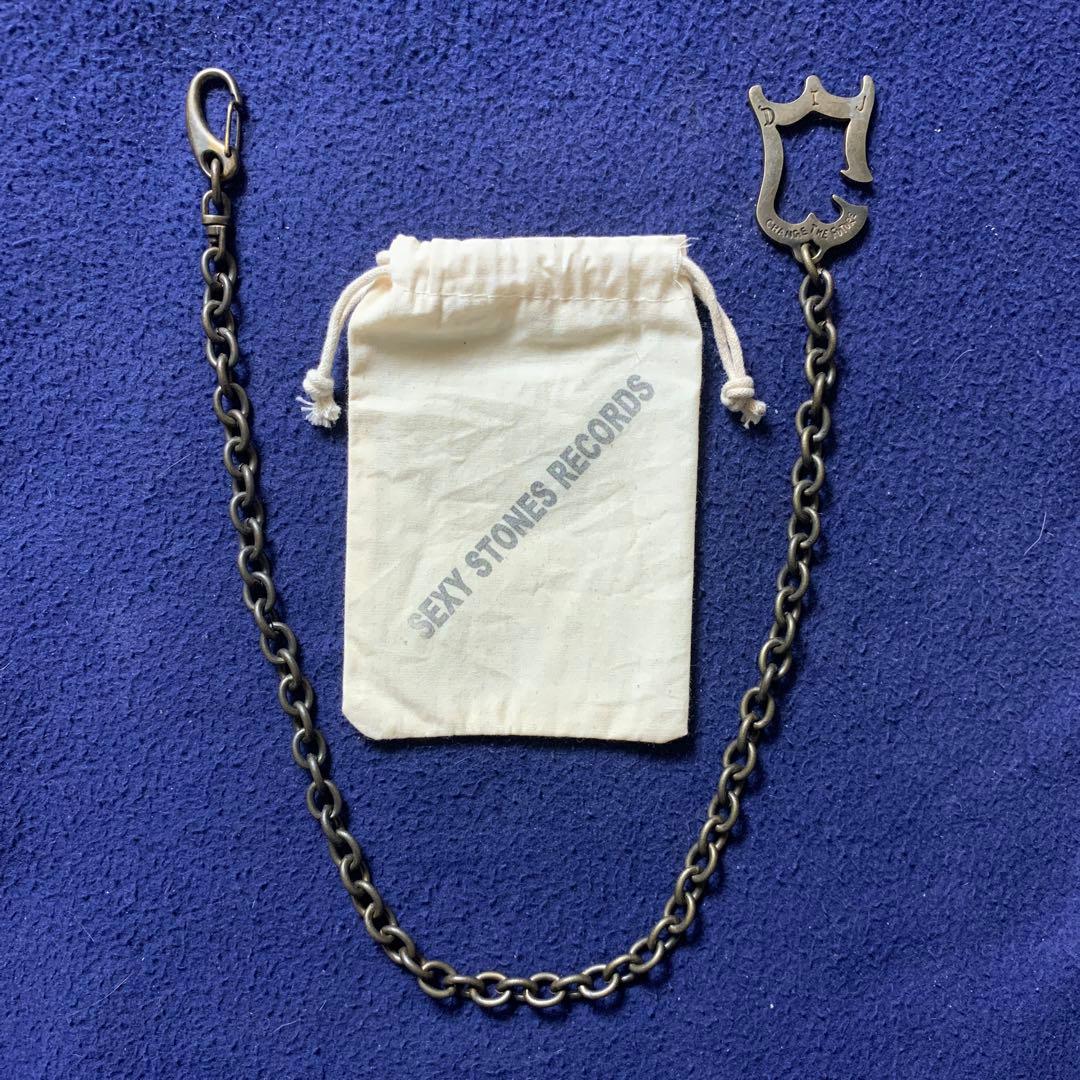 浅井健一 ウォレットチェーン タトゥー