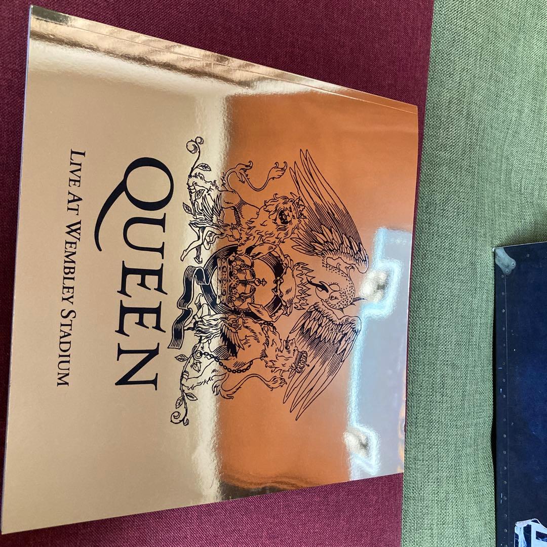 QUEEN Live At Wembley Stadium』25周年ボックス