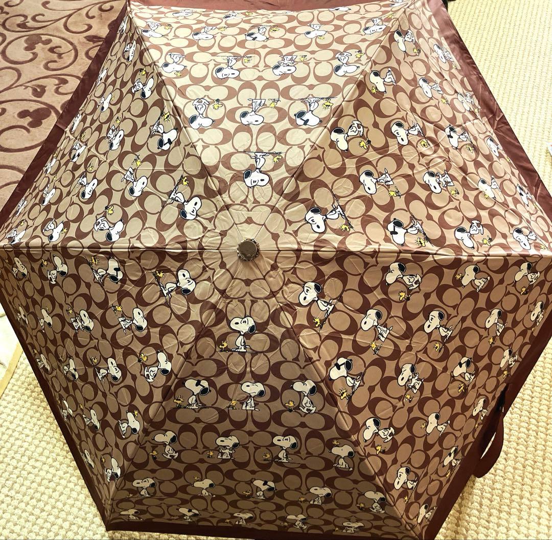 【COACH 】晴雨兼用UＶカット　折りたたみ傘　《スヌーピー》