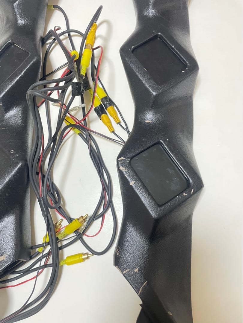 30セルシオ Ls430ワンオフAピラー3.5インチ3連モニター