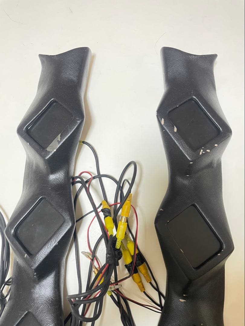 30セルシオ Ls430ワンオフAピラー3.5インチ3連モニター