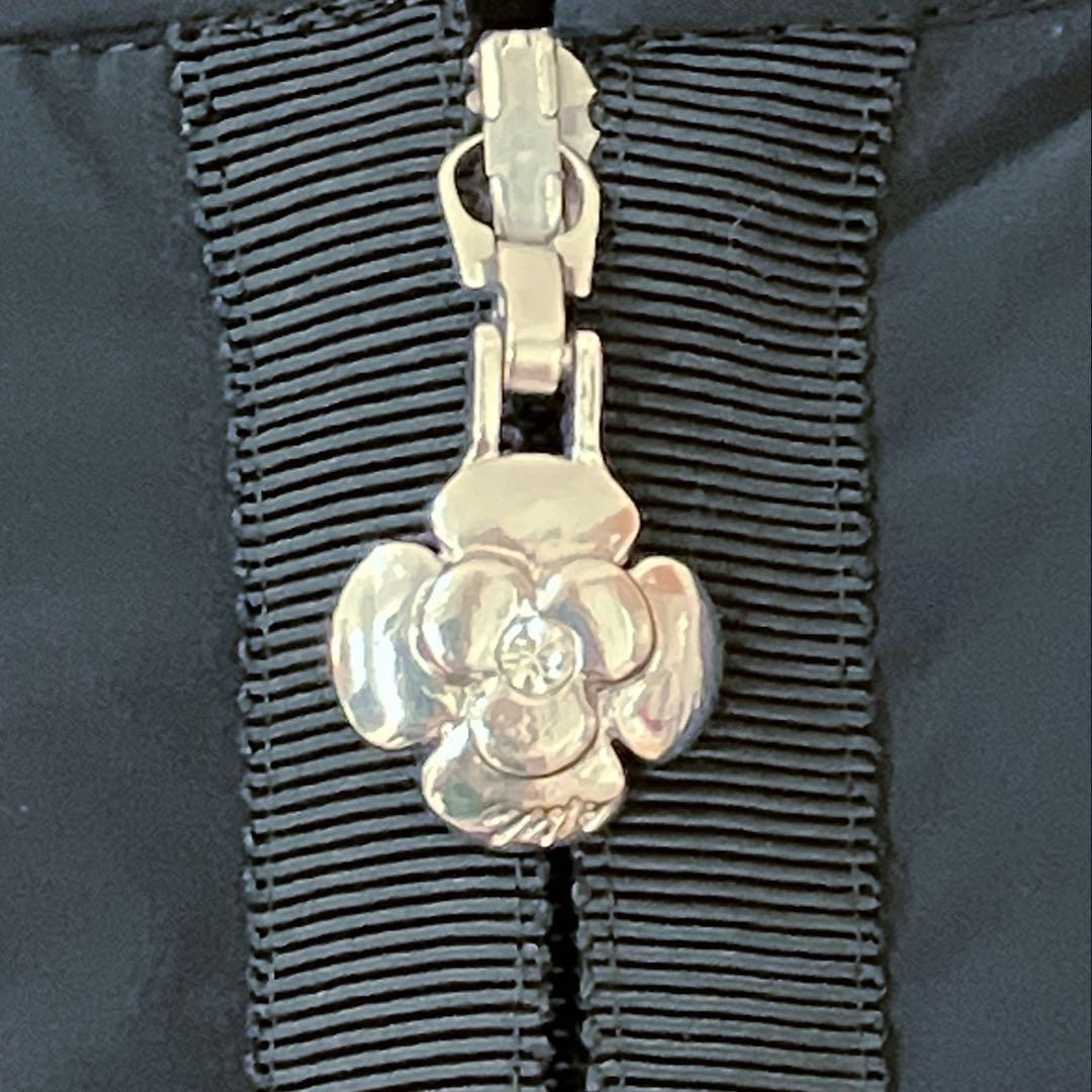 【美品】M'S GRACY ビーズワッペン カメリアチャーム ダウンベスト