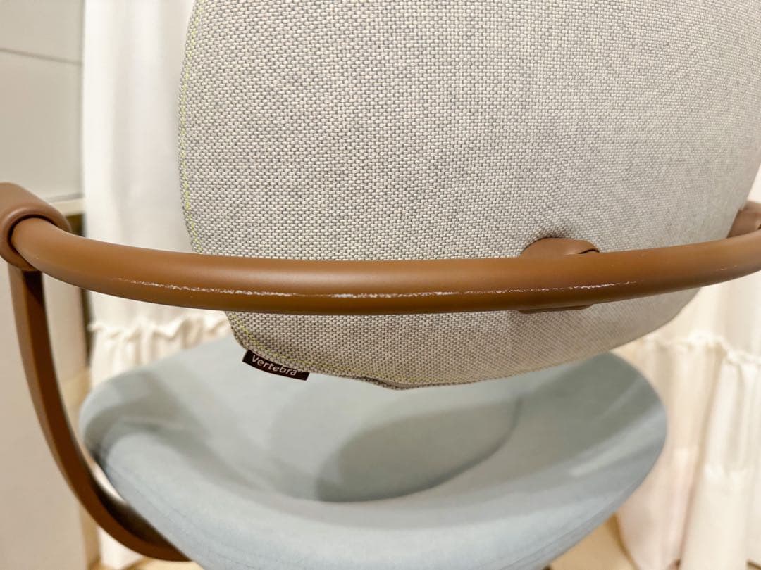 【土日祝のみ発送】イトーキ　バーテブラ03