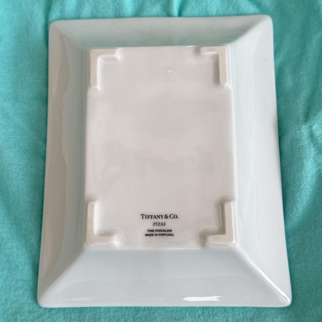 未使用　ティファニー（TIFFANY&Co.） ヴィドポシェ&ロゴアッシュトレイ