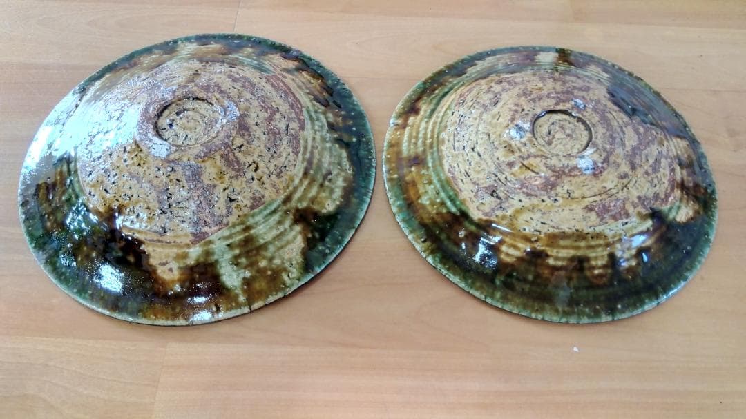 【山本一仁】織部浅鉢 2枚セット／美しい緑釉の手しごと器