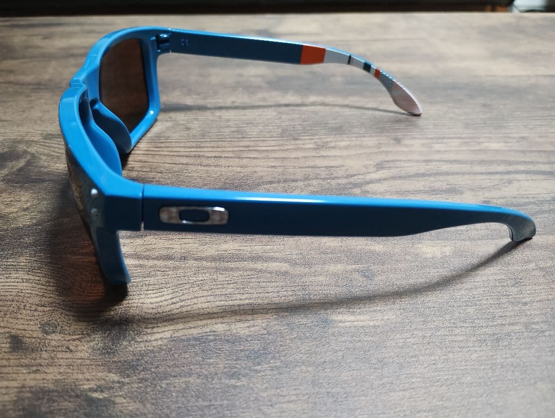 OAKLEY HOLBROOK 偏光レンズ ホルブルック