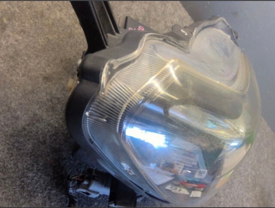 マークＸ DBA-GRX130 右ヘッドライト