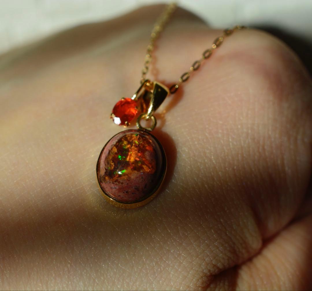 メキシコ産カンテラオパール / 2.55ct K18トップ【オマケ付】