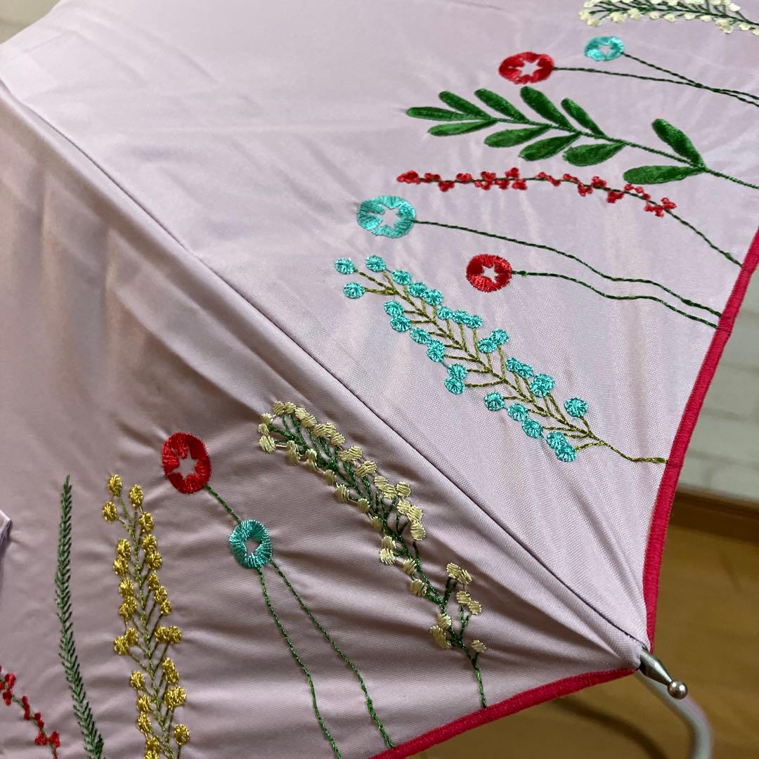 新品　ホコモモラ　晴雨兼用長傘　ピンク色花柄刺繍JOCOMOMOLA シビラ