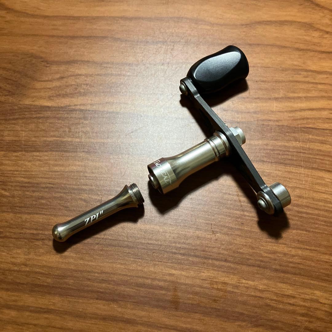 廃盤レア　美品　廃盤レア　ZPI ダイワ用　タクティカル　ハンドル　ノブ交換済み