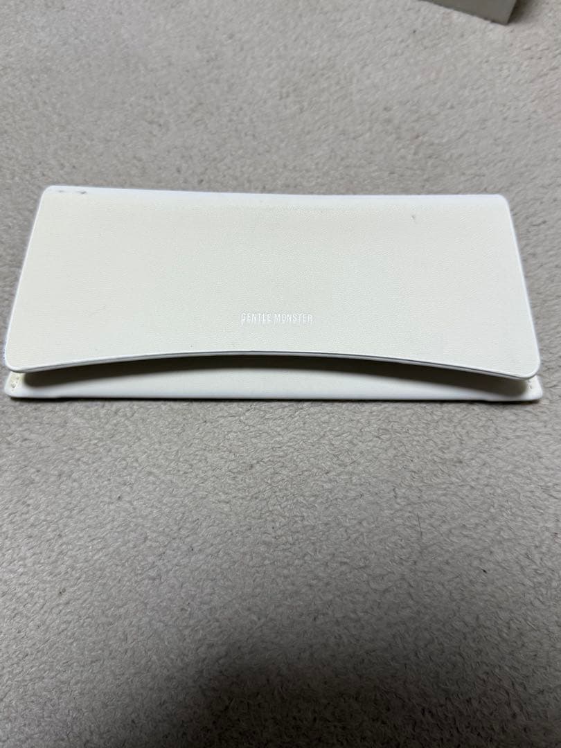 GENTLE MONSTER MONDO ブラックサングラス