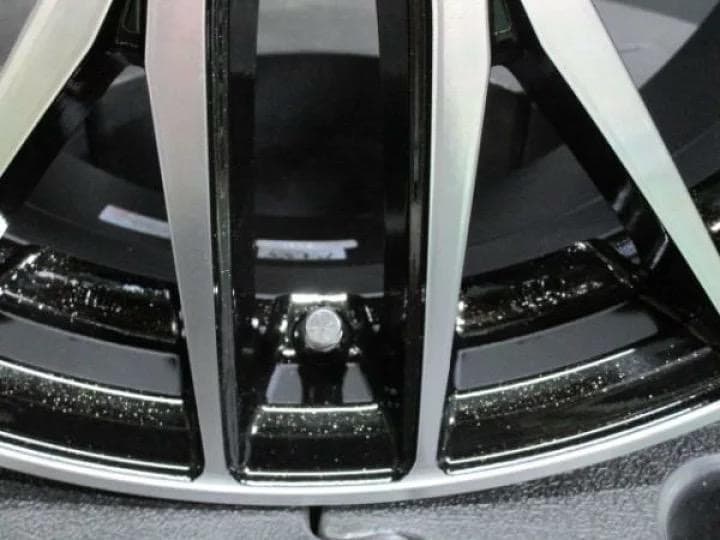 新品TREAD VENES FS01◆20インチホイール4本SETミニバンSUV