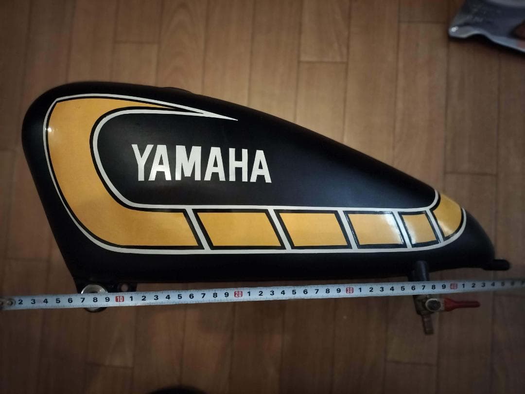 YAMAHA SR400/500 ワンオフナロータンク