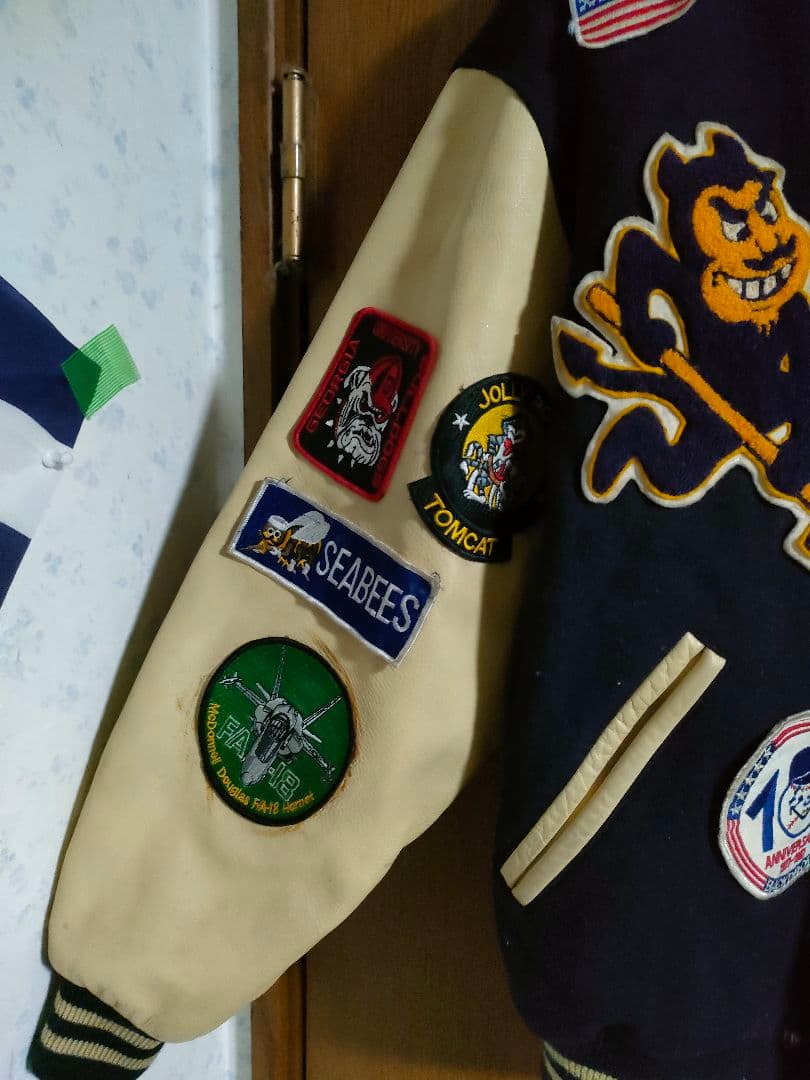 Backdrop スタジャン ネイビー/ベージュ