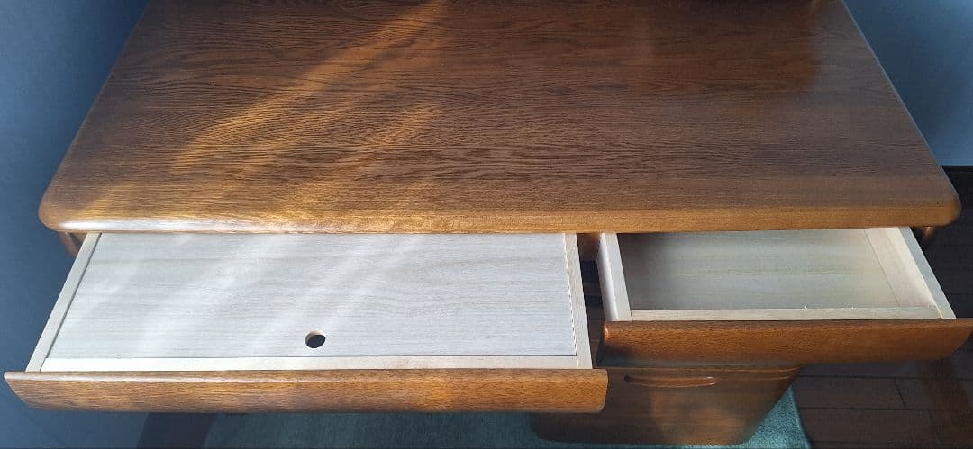 ②浜本工芸学習机のセット(４点フルセットでの購入の方限定)2点目・本棚