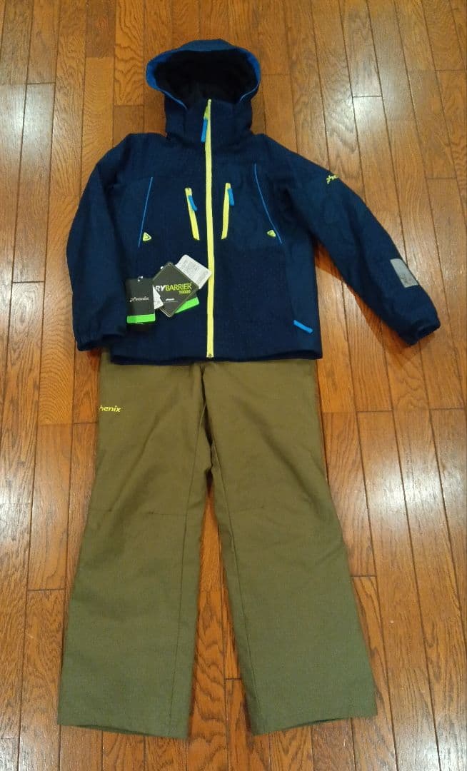 フェニックス　ジュニア　スキーウェア上下　　150(135-155cm対応)