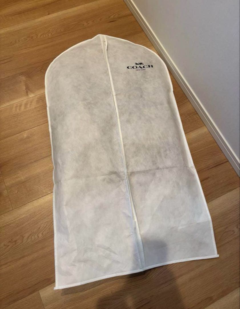 RYO様　新品未使用⭐︎コーチ　ベージュ フード付き ポンチョ