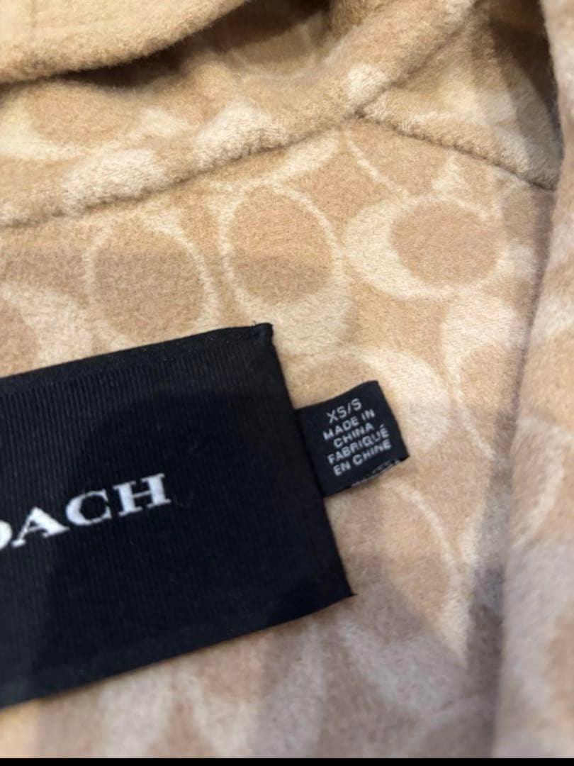 RYO様　新品未使用⭐︎コーチ　ベージュ フード付き ポンチョ