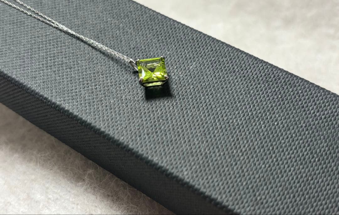 ペリドット　1ct pt950 pt850 プラチナ　ネックレス　40cm