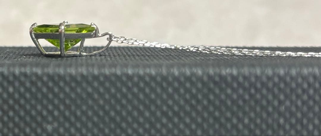 ペリドット　1ct pt950 pt850 プラチナ　ネックレス　40cm