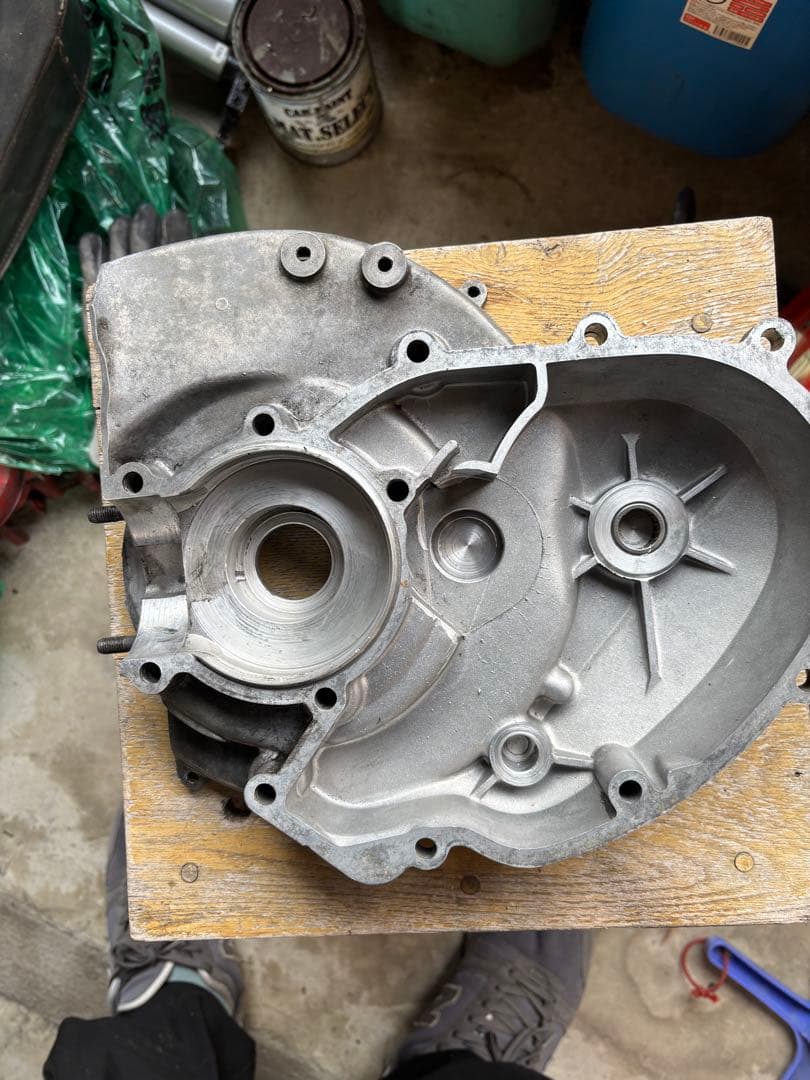 ベスパ50Sクランクケース