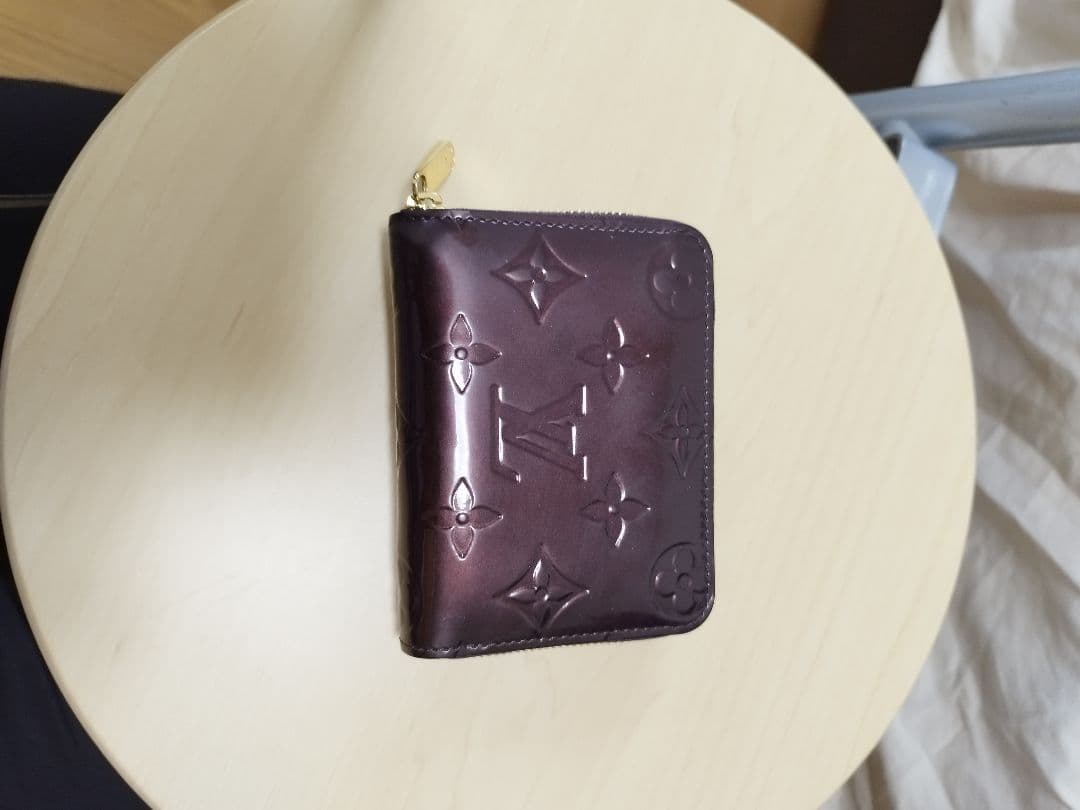 Louis Vuitton小銭入れと ブラウンボックス