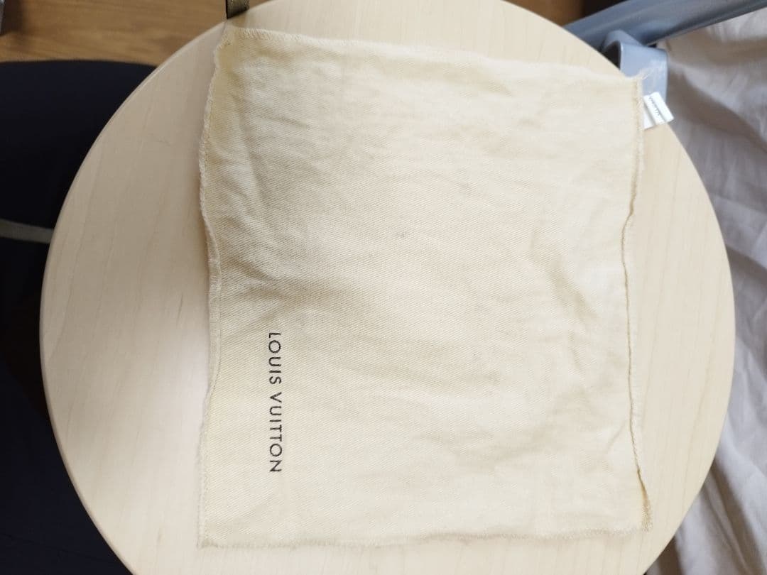 Louis Vuitton小銭入れと ブラウンボックス